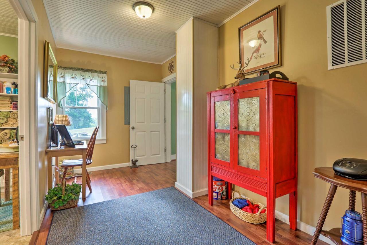 Grandmas Farm House On 125 Acres With Fire Pit! Beattyville Exterior foto